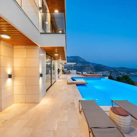 Ultra Luxurious Magnificent Sea View In Kalkan Kalamar Bay 2 וילה