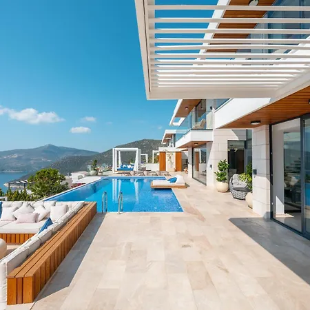 Ultra Luxurious Magnificent Sea View In Kalkan Kalamar Bay 2 וילה *